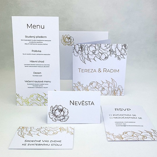 Svadobné menu so zlatou razbou kvetín