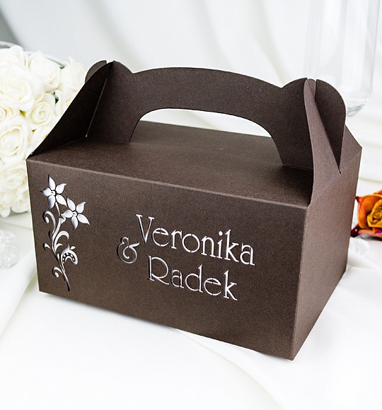 Svadobná krabička na výslužku s menami - K63-910A-NM-17